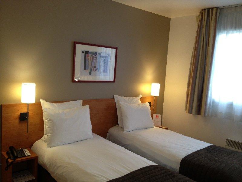 Sejours & Affaires Creteil Le Magistere Aparthotel Bagian luar foto